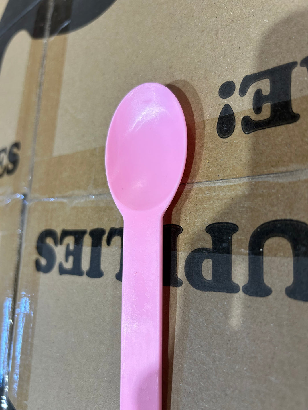 Light Pink Heavy Duty Ice Cream Spoons (Cosmetic Blemishes) - 1000/Case
