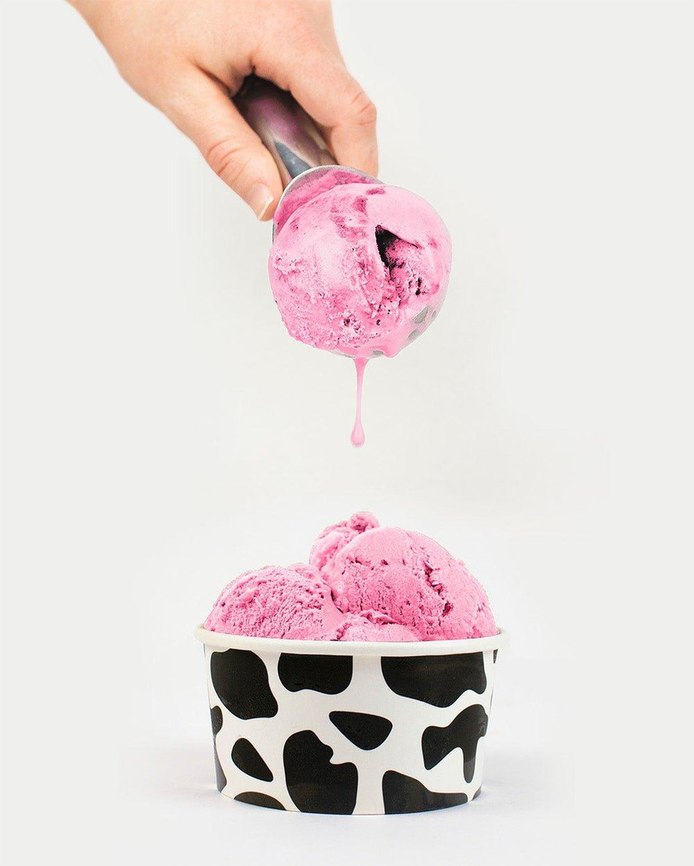 UNIQIFY® 6 oz Cowabunga Black Ice Cream Cups - Frozen Dessert Supplies 06COWBLCKM